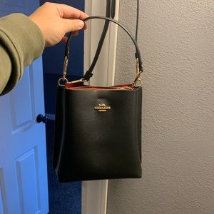 Mollie Bucket Bag 22